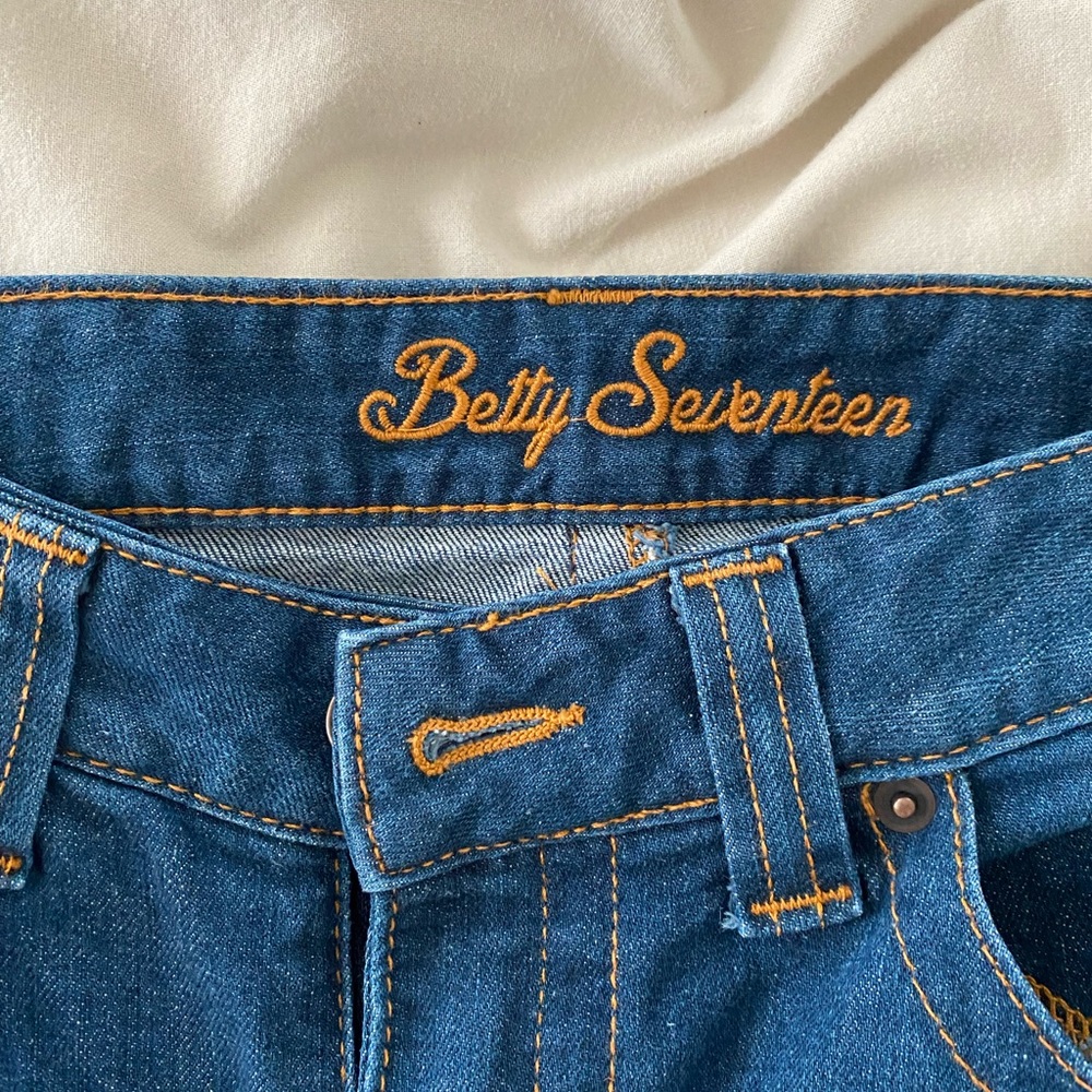 Kimes Ranch Betty Seventeen Jeans